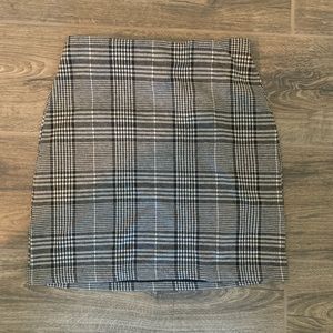H&M plaid mini skirt